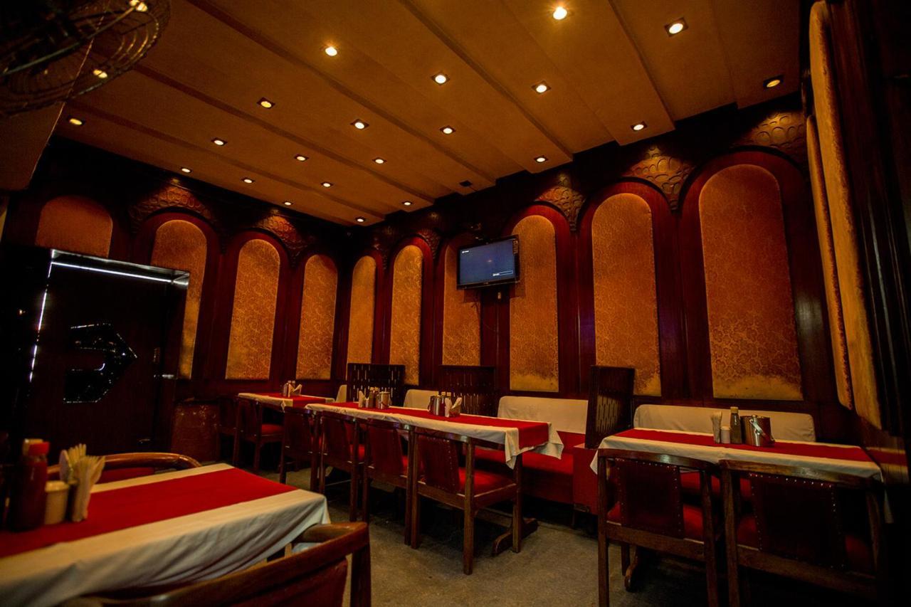 Deep Hotel Lucknow Ngoại thất bức ảnh